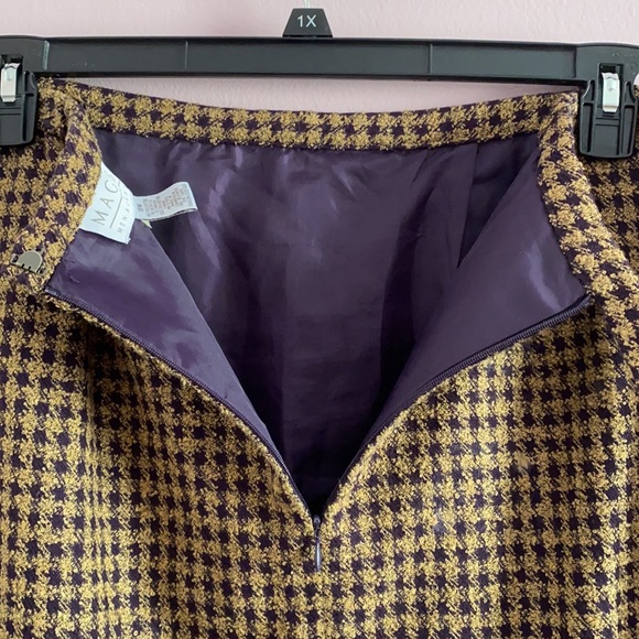 Maggie McNaughton knee length gold and plumb skirt - Picture 4 of 5